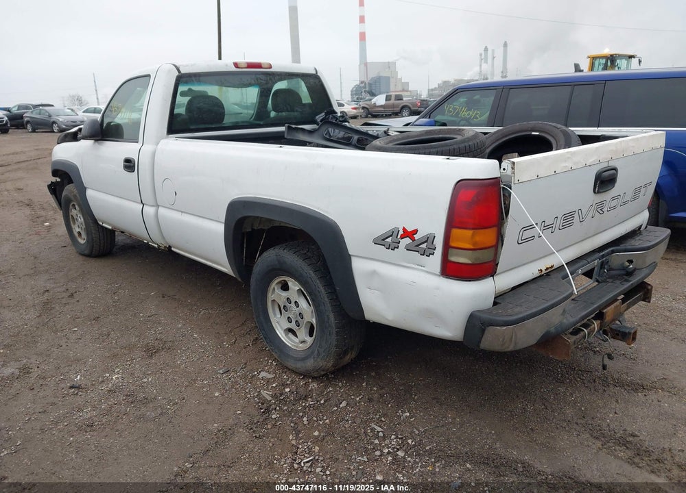 2000 CHEVROLET SILVERADO 1500 VIN: 1GCEK14W5YZ310043