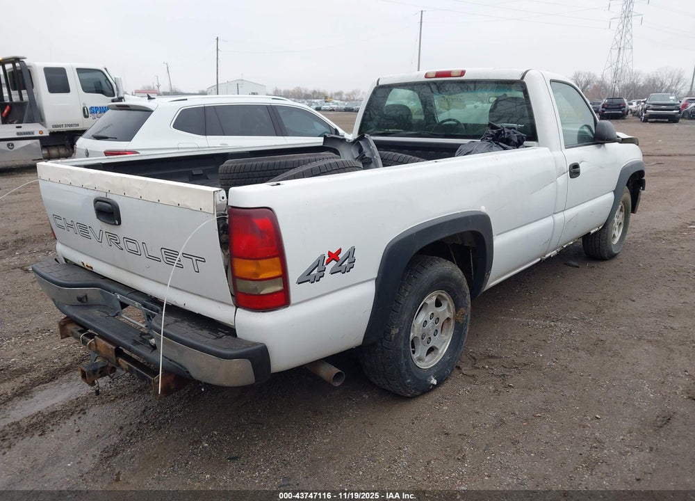 2000 CHEVROLET SILVERADO 1500 VIN: 1GCEK14W5YZ310043