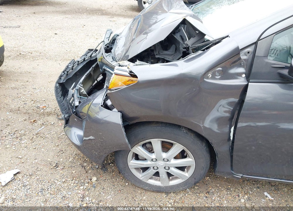 2016 TOYOTA YARIS LE VIN: VNKJTUD33GA057716