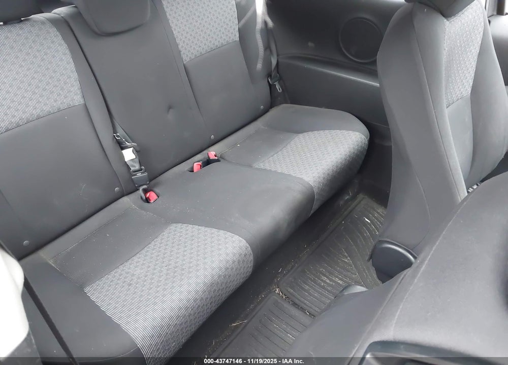 2016 TOYOTA YARIS LE VIN: VNKJTUD33GA057716