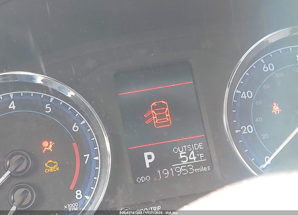 2017 TOYOTA COROLLA LE VIN: 5YFBURHE9HP670181
