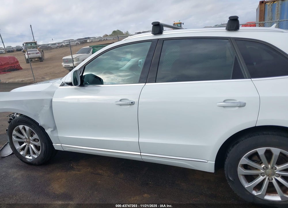 2015 AUDI Q5 2.0T PREMIUM VIN: WA1LFAFPXFA138776