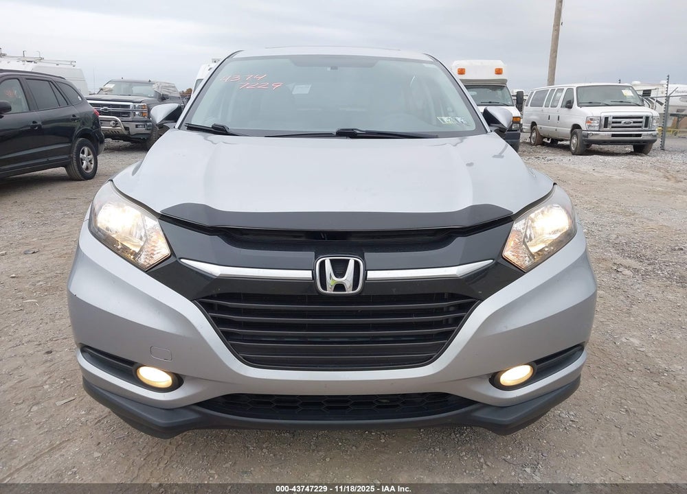 2018 HONDA HR-V VIN: 3CZRU6H57JM704428