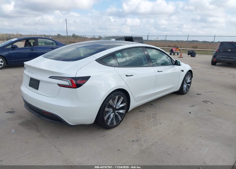 2024 TESLA MODEL 3 LONG RANGE DUAL MOTOR ALL-WHEEL DRIVE/REAR-WHEEL DRIVE VIN: 5YJ3E1EAXRF750199