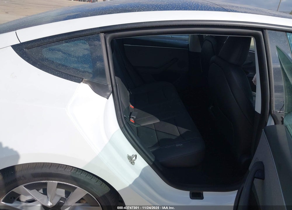 2024 TESLA MODEL 3 LONG RANGE DUAL MOTOR ALL-WHEEL DRIVE/REAR-WHEEL DRIVE VIN: 5YJ3E1EAXRF750199