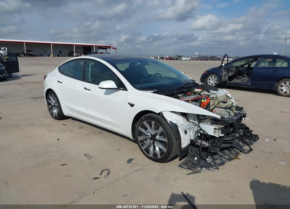 2024 TESLA MODEL 3 LONG RANGE DUAL MOTOR ALL-WHEEL DRIVE/REAR-WHEEL DRIVE VIN: 5YJ3E1EAXRF750199