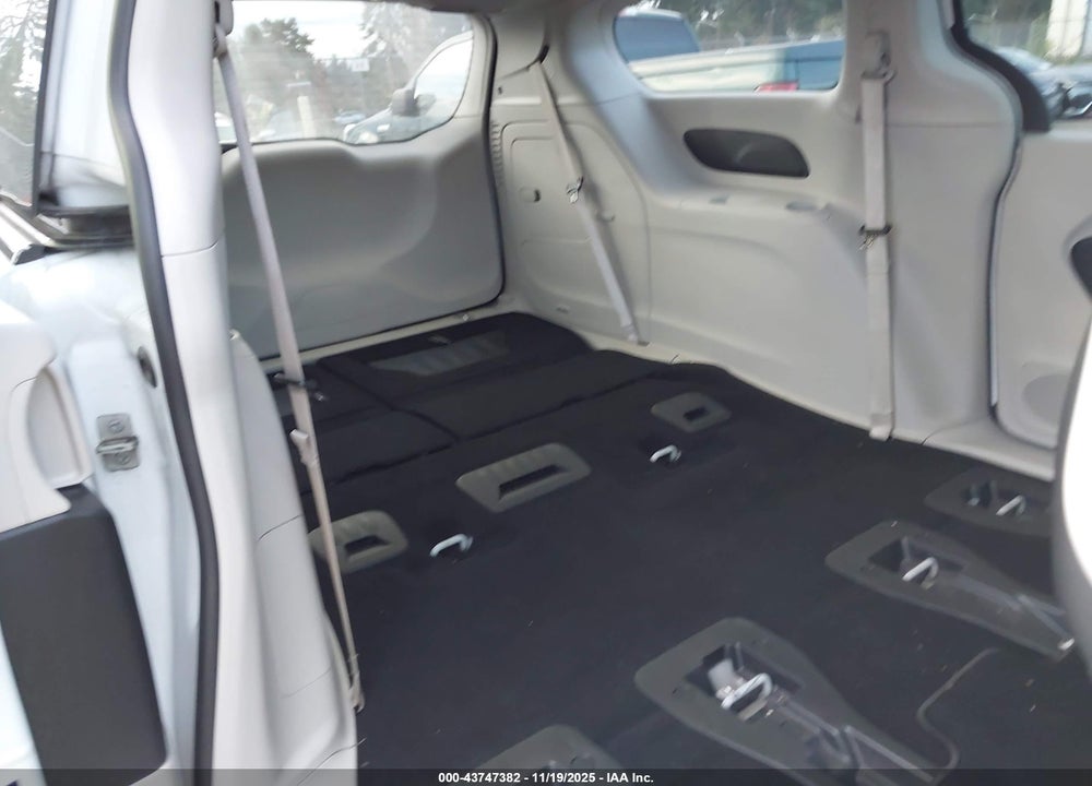 2024 CHRYSLER PACIFICA HYBRID SELECT VIN: 2C4RC1S73RR177837