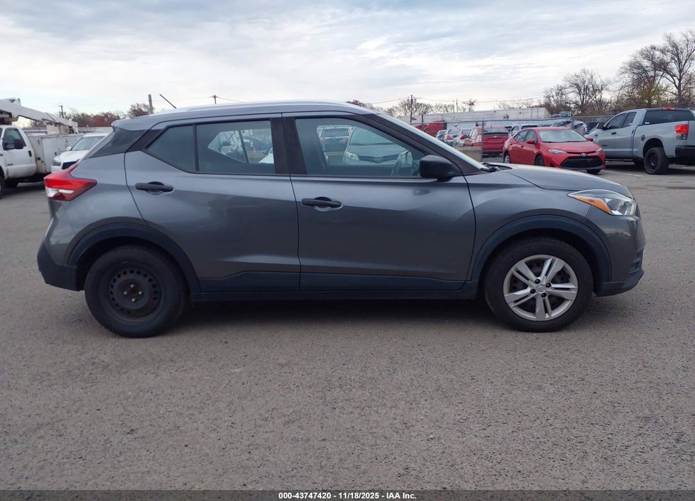2019 NISSAN KICKS S VIN: 3N1CP5CU9KL496462