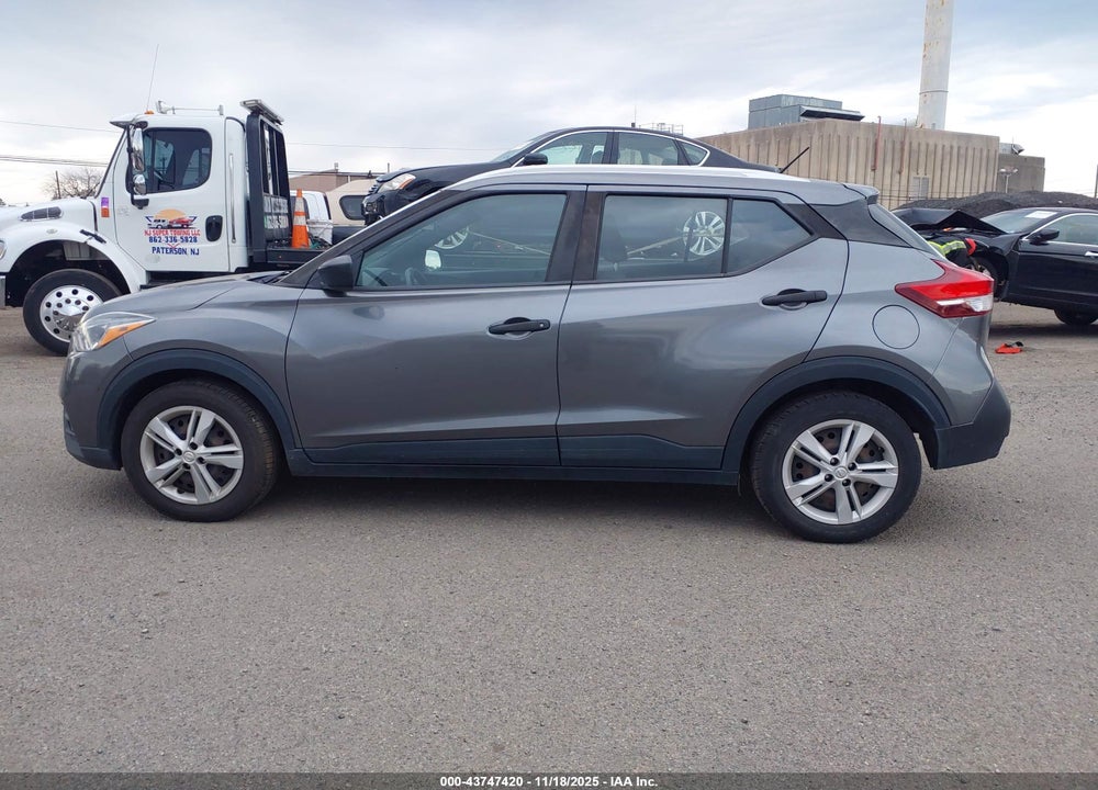 2019 NISSAN KICKS S VIN: 3N1CP5CU9KL496462
