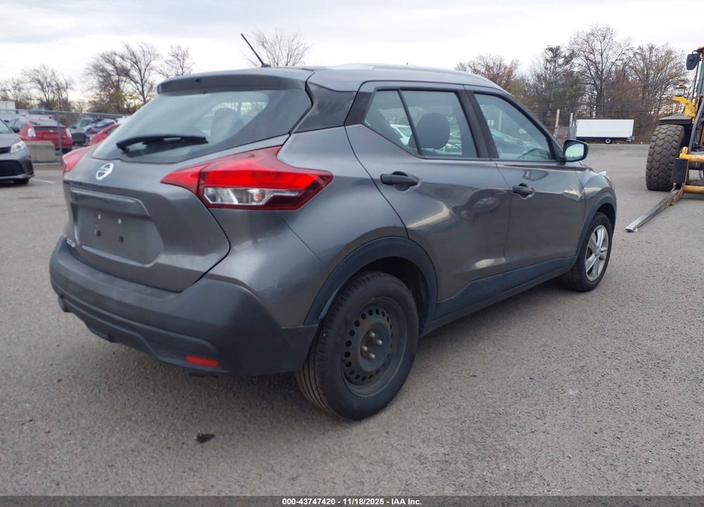 2019 NISSAN KICKS S VIN: 3N1CP5CU9KL496462