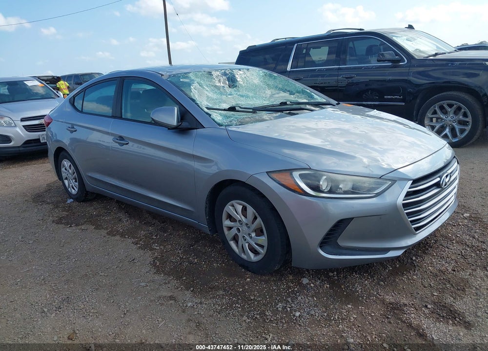 2017 HYUNDAI ELANTRA SE VIN: 5NPD74LF5HH195452