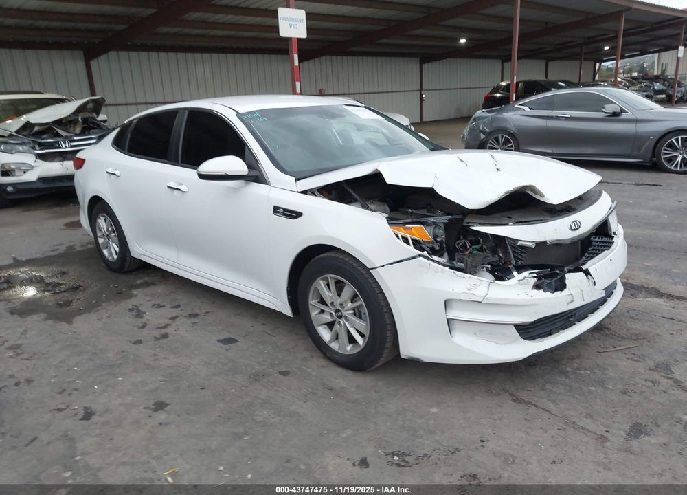 2017 KIA OPTIMA LX VIN: 5XXGT4L33HG154022