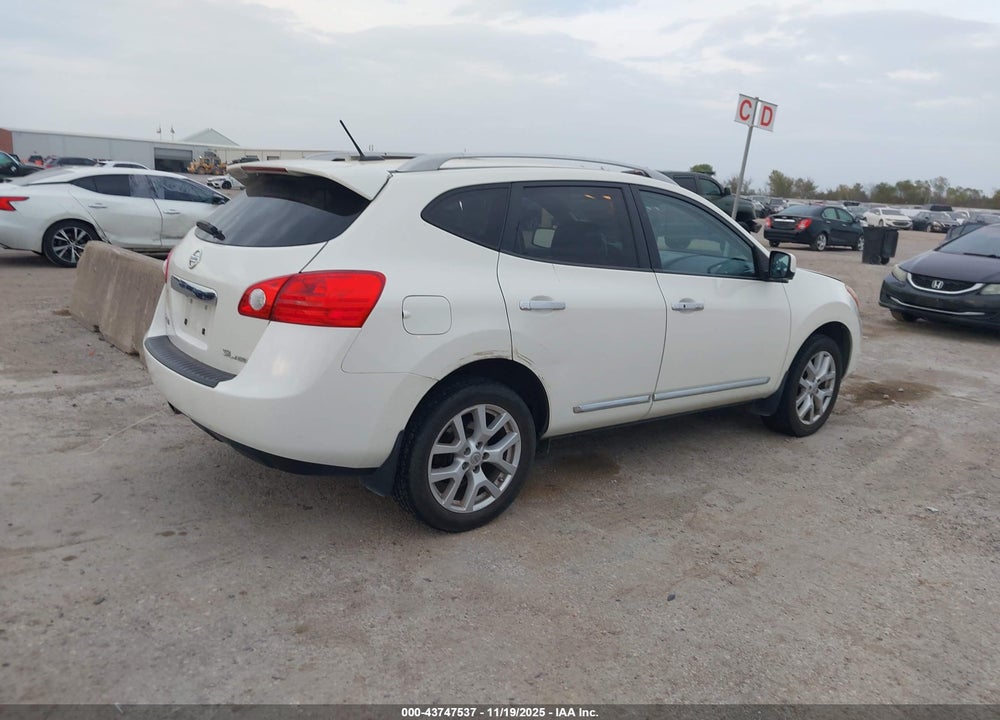 2013 NISSAN ROGUE SV W/SL PKG VIN: JN8AS5MVXDW622212