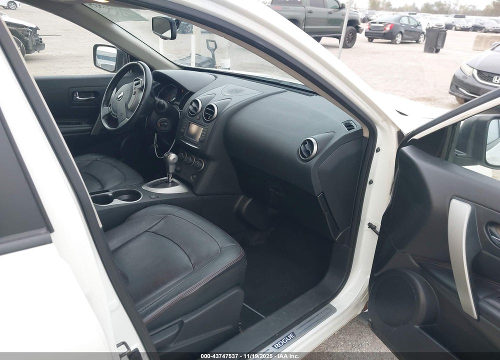 2013 NISSAN ROGUE SV W/SL PKG VIN: JN8AS5MVXDW622212