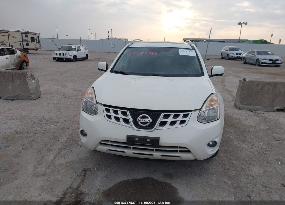 2013 NISSAN ROGUE SV W/SL PKG VIN: JN8AS5MVXDW622212