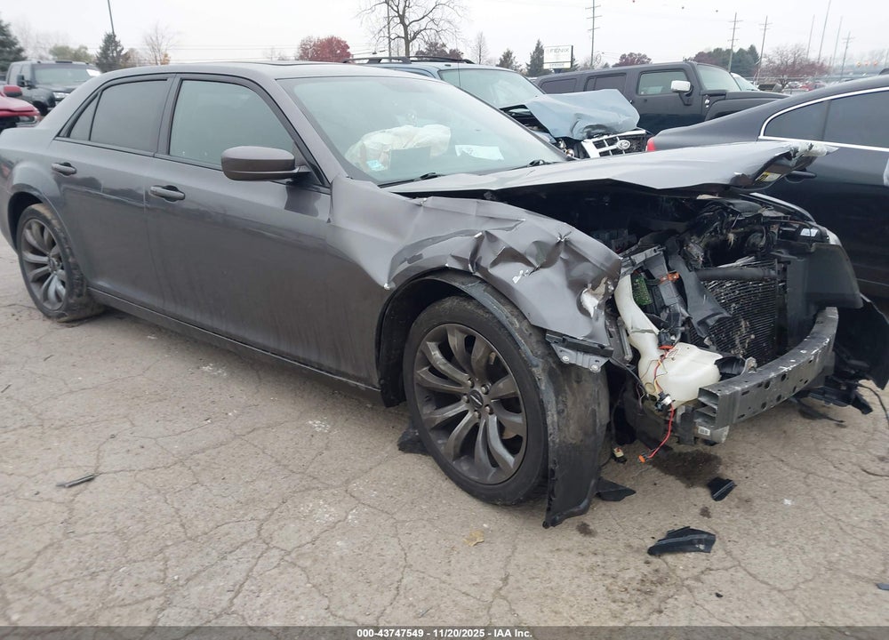 2014 CHRYSLER 300 300S VIN: 2C3CCABG3EH331053