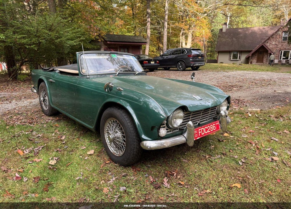 1964 TRIUMPH TR4 VIN: CT31537L