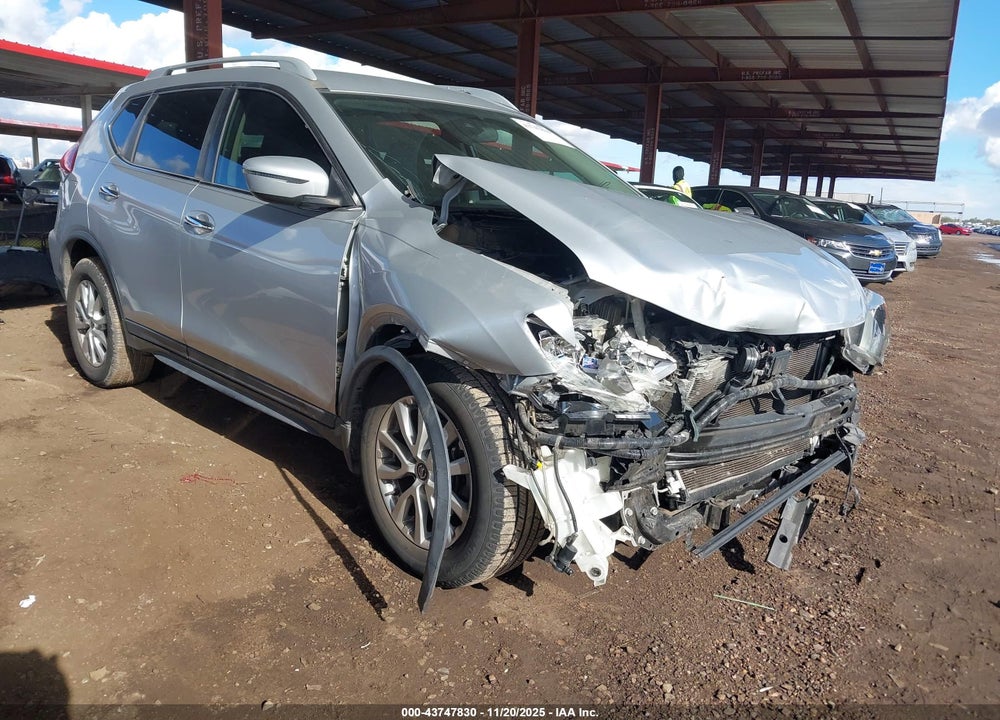 2019 NISSAN ROGUE S VIN: 5N1AT2MT5KC812371
