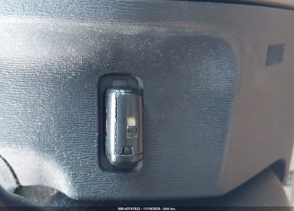 2006 TOYOTA PRIUS VIN: JTDKB20U567066657