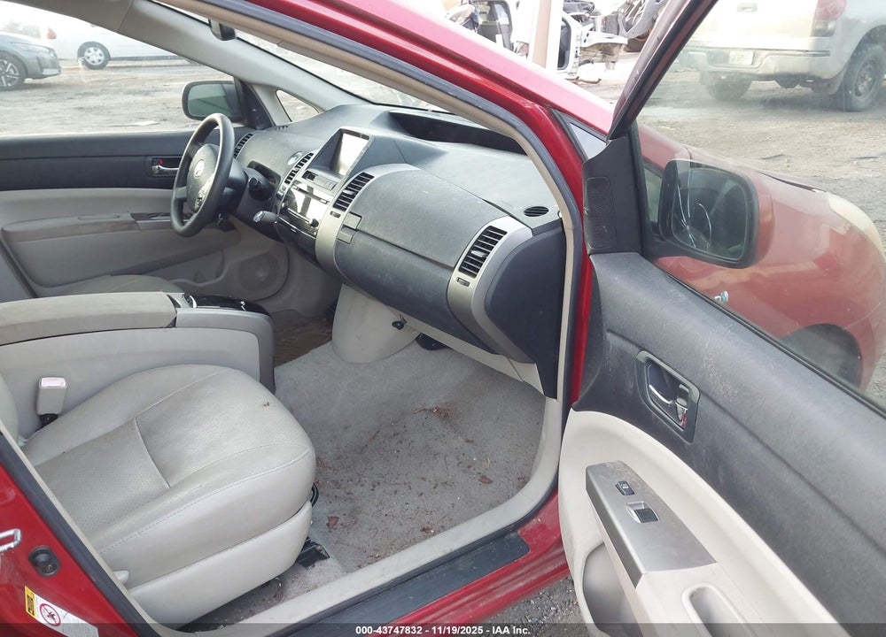 2006 TOYOTA PRIUS VIN: JTDKB20U567066657