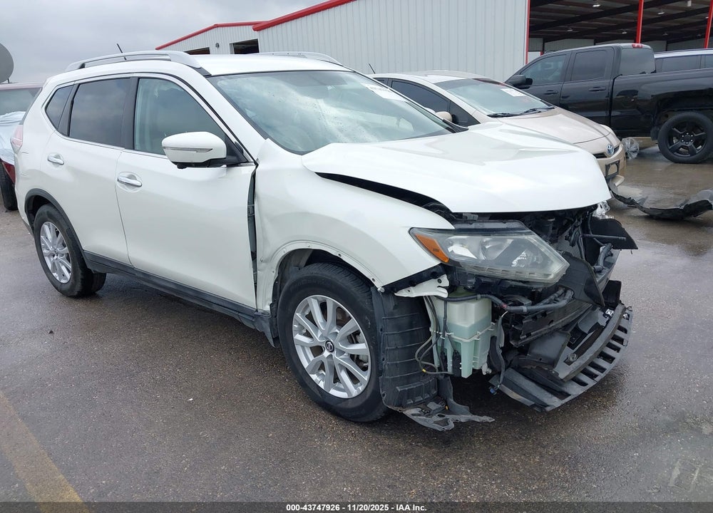 2015 NISSAN ROGUE SV VIN: 5N1AT2MT5FC779054