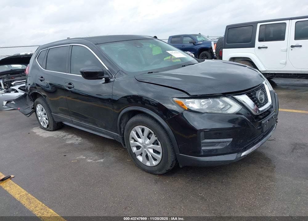 2019 NISSAN ROGUE S VIN: 5N1AT2MT9KC817010