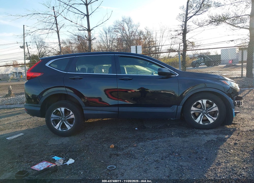 2019 HONDA CR-V LX VIN: 2HKRW6H32KH208930