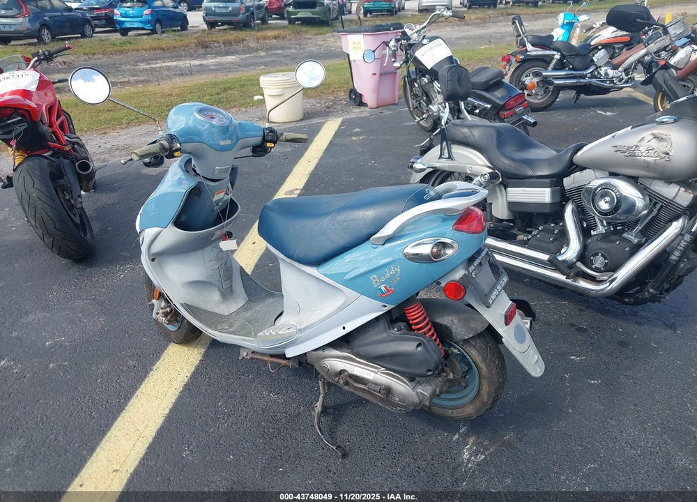 2008 GENUINE SCOOTER CO. BUDDY 150/ST TROPEZ VIN: RFVPAC60881000165