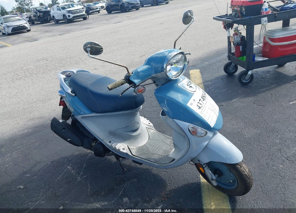 2008 GENUINE SCOOTER CO. BUDDY 150/ST TROPEZ VIN: RFVPAC60881000165