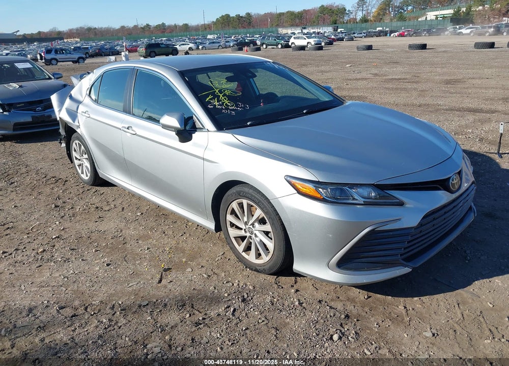 2022 TOYOTA CAMRY LE VIN: 4T1C11AK4NU031831