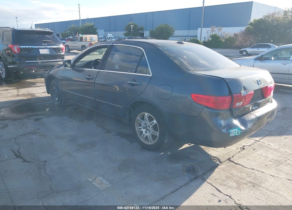 2005 HONDA ACCORD 3.0 EX VIN: 1HGCM66815A025493