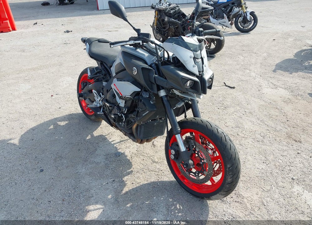 2019 YAMAHA MTN1000 VIN: JYARN48E1KA002381
