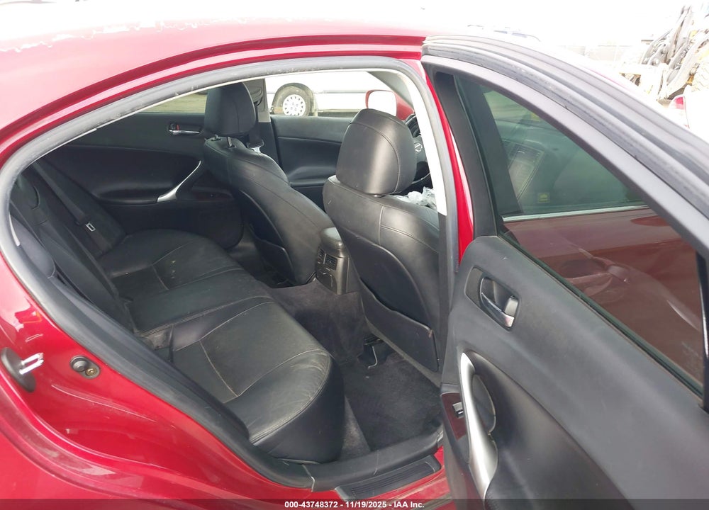2006 LEXUS IS 350 VIN: JTHBE262462002554