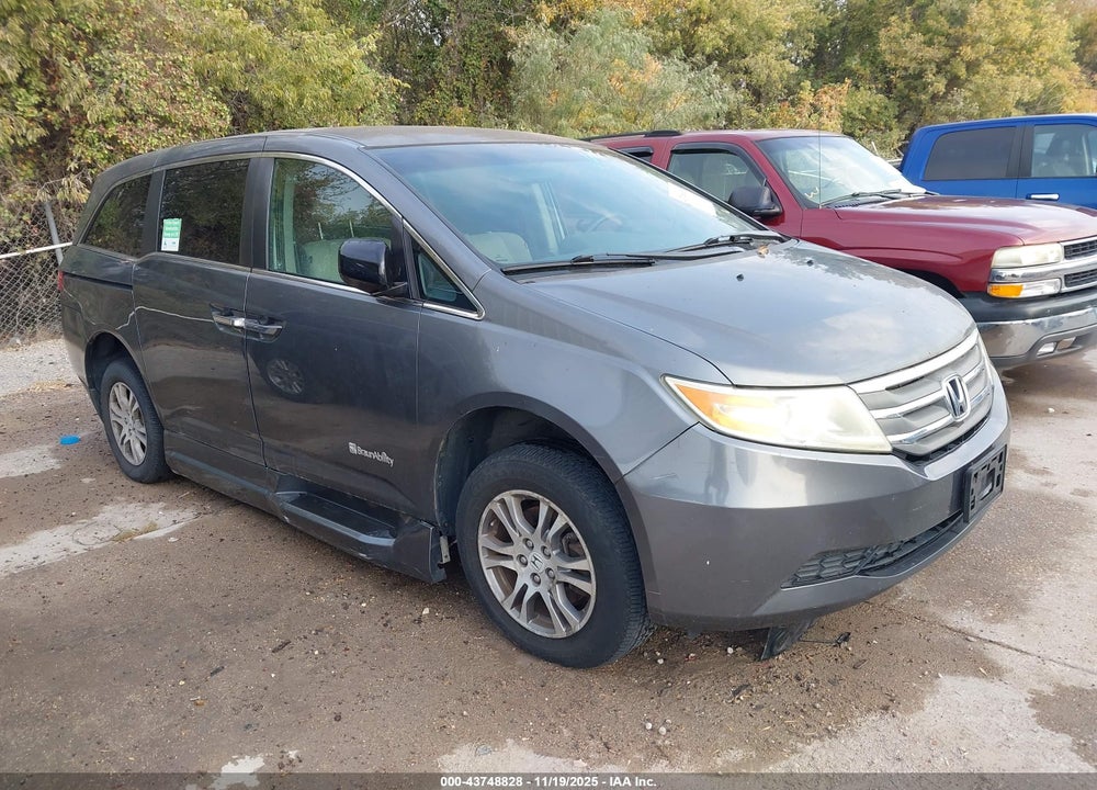 2011 HONDA ODYSSEY EX VIN: 5FNRL5H42BB090856
