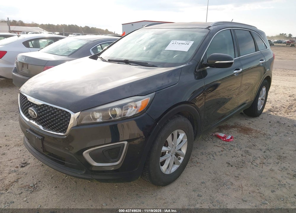 2016 KIA SORENTO 3.3L LX VIN: 5XYPG4A52GG130765