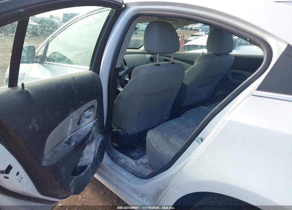 2015 CHEVROLET CRUZE 1LT AUTO VIN: 1G1PC5SB5F7224634