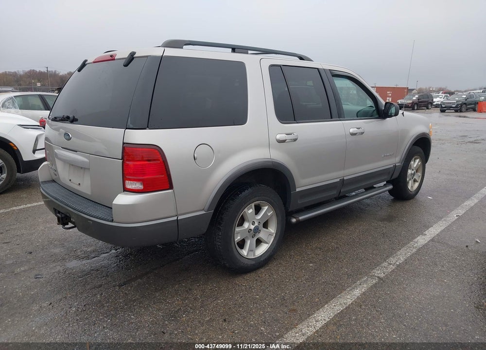 2002 FORD EXPLORER XLT VIN: 1FMZU63K52UD19560
