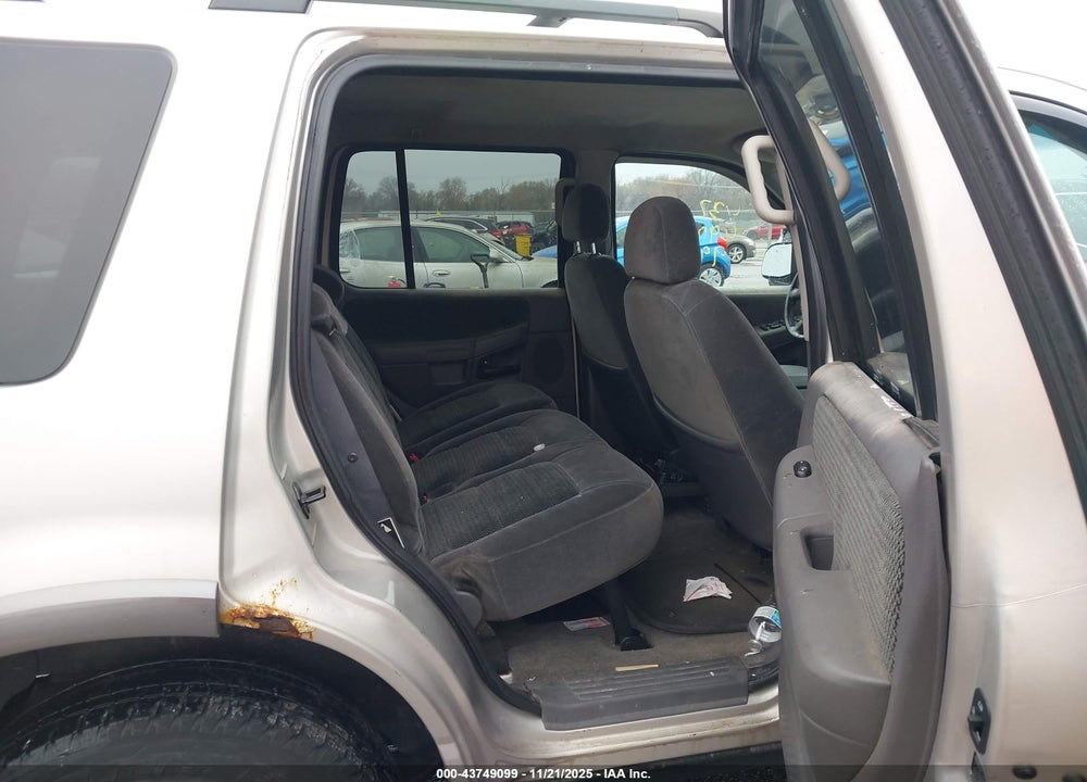 2002 FORD EXPLORER XLT VIN: 1FMZU63K52UD19560