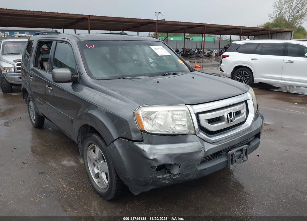 2011 HONDA PILOT EX-L VIN: 5FNYF3H73BB043160