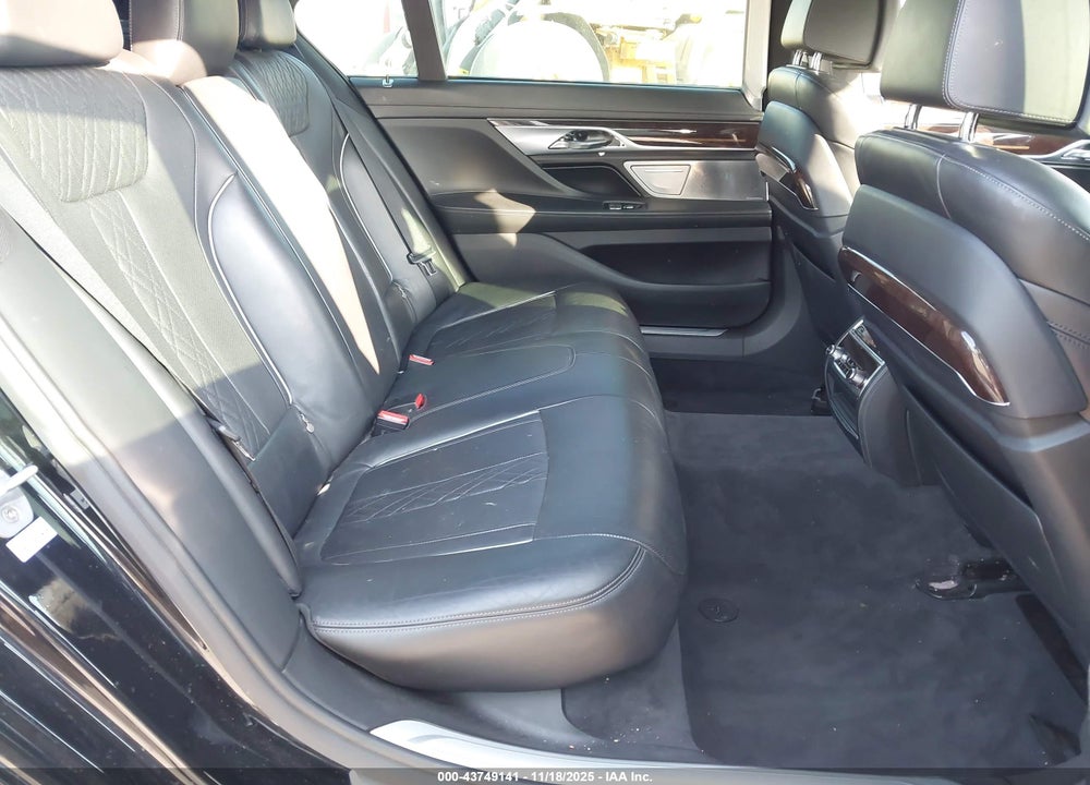 2016 BMW 750I VIN: WBA7F0C56GGL99287