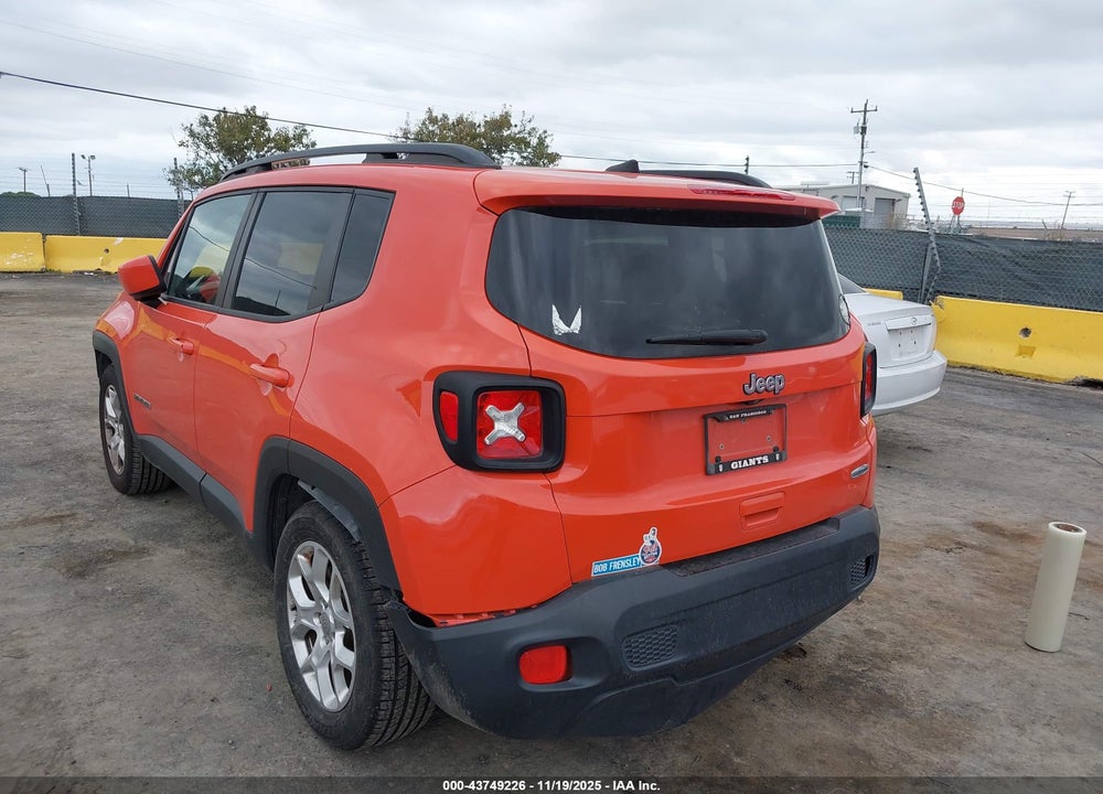 2018 JEEP RENEGADE LATITUDE FWD VIN: ZACCJABB9JPJ66881