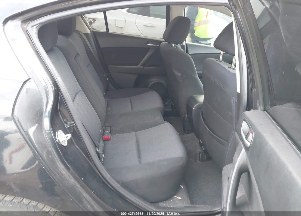 2010 MAZDA 3 I TOURING VIN: JM1BL1SG1A1205693