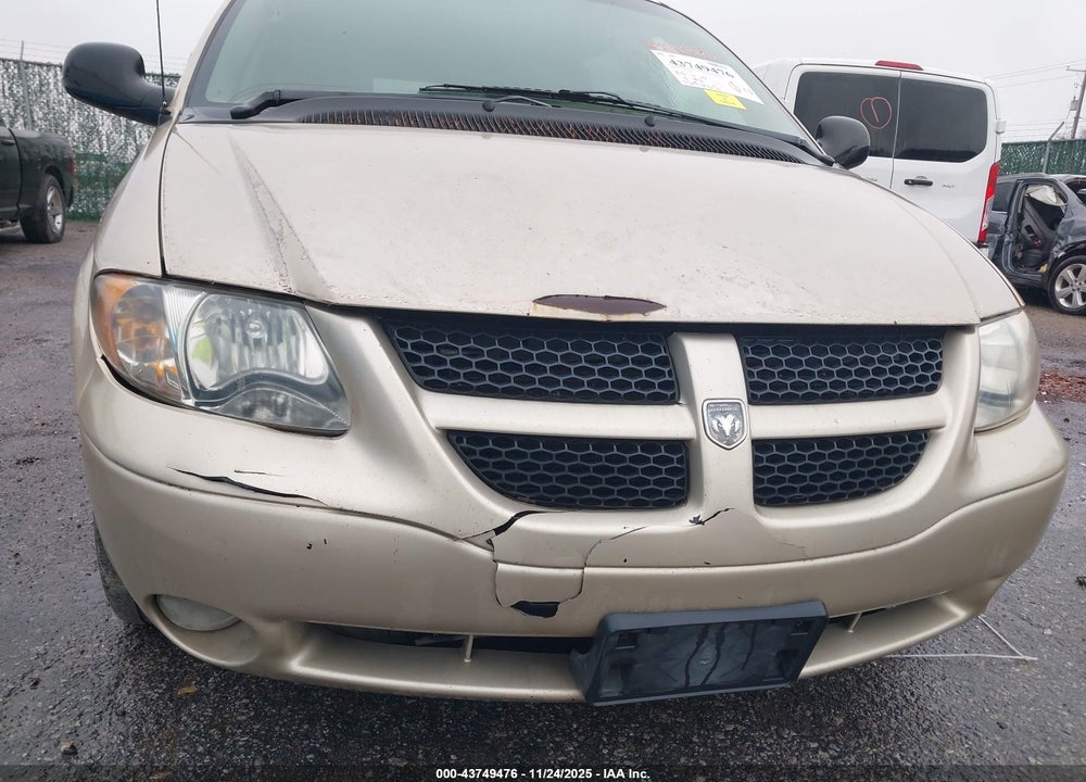 2001 DODGE GRAND CARAVAN ES VIN: 2B8GP54L11R117505