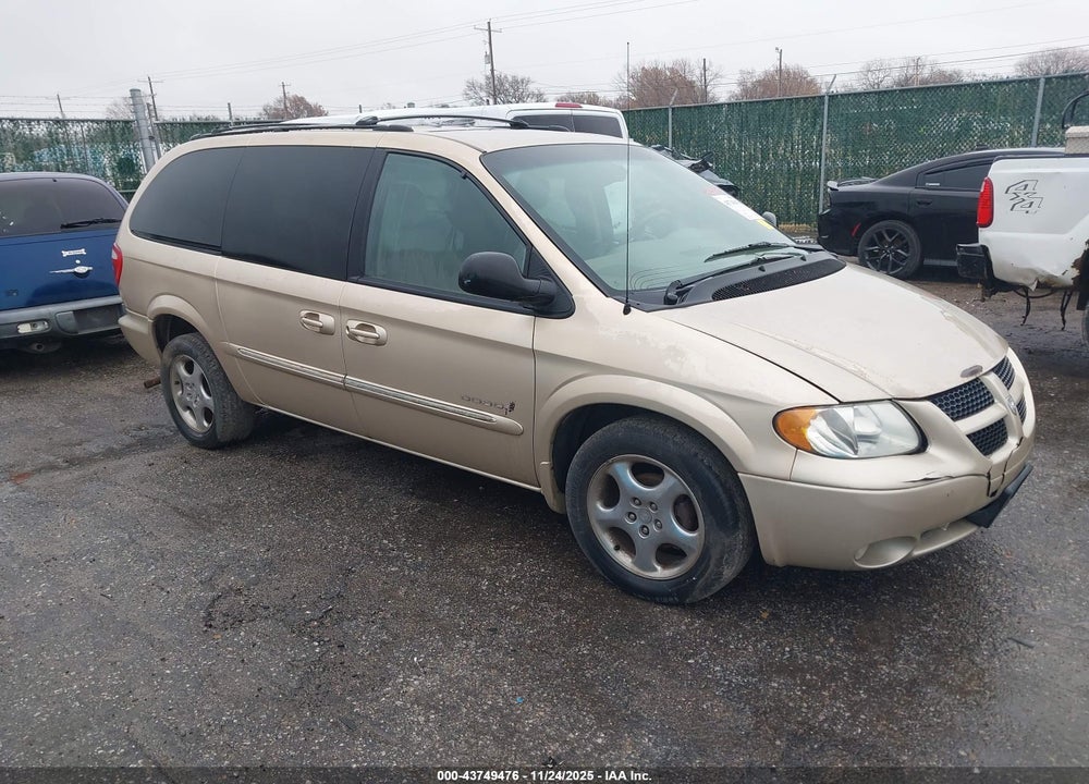 2001 DODGE GRAND CARAVAN ES VIN: 2B8GP54L11R117505
