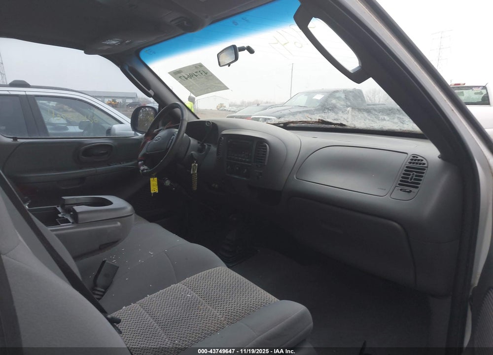 2003 FORD F-150 LARIAT/XL/XLT VIN: 1FTRX18L23NB36421