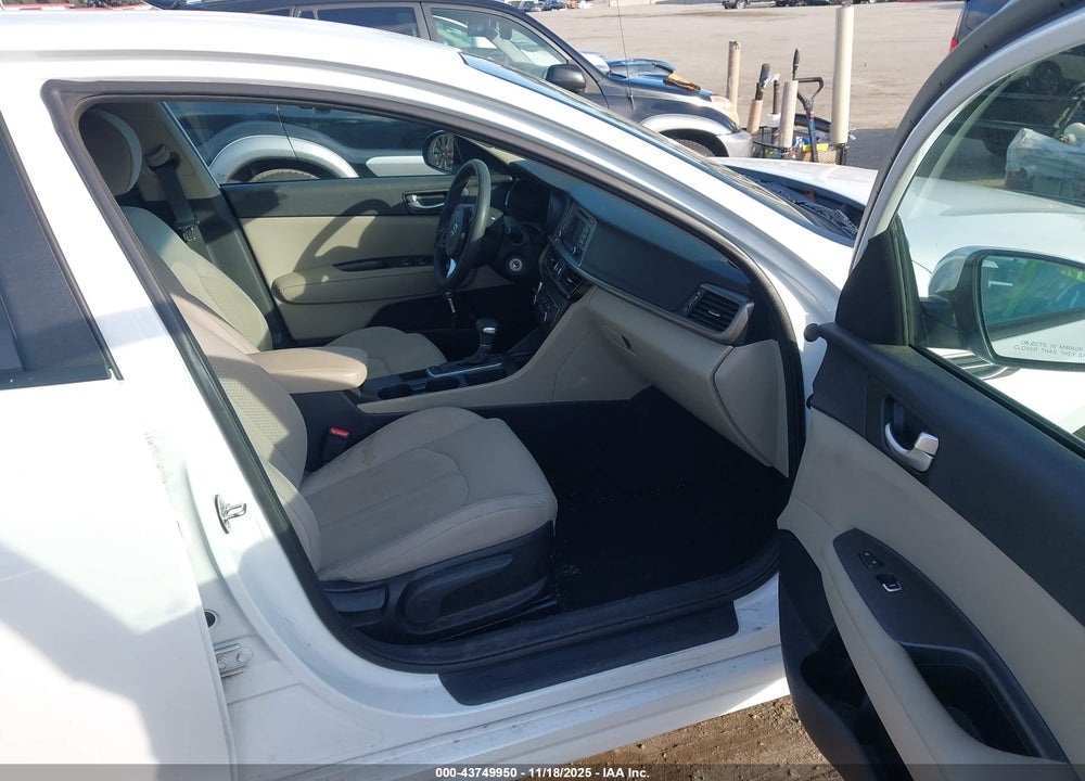 2016 KIA OPTIMA LX VIN: 5XXGT4L35GG083713