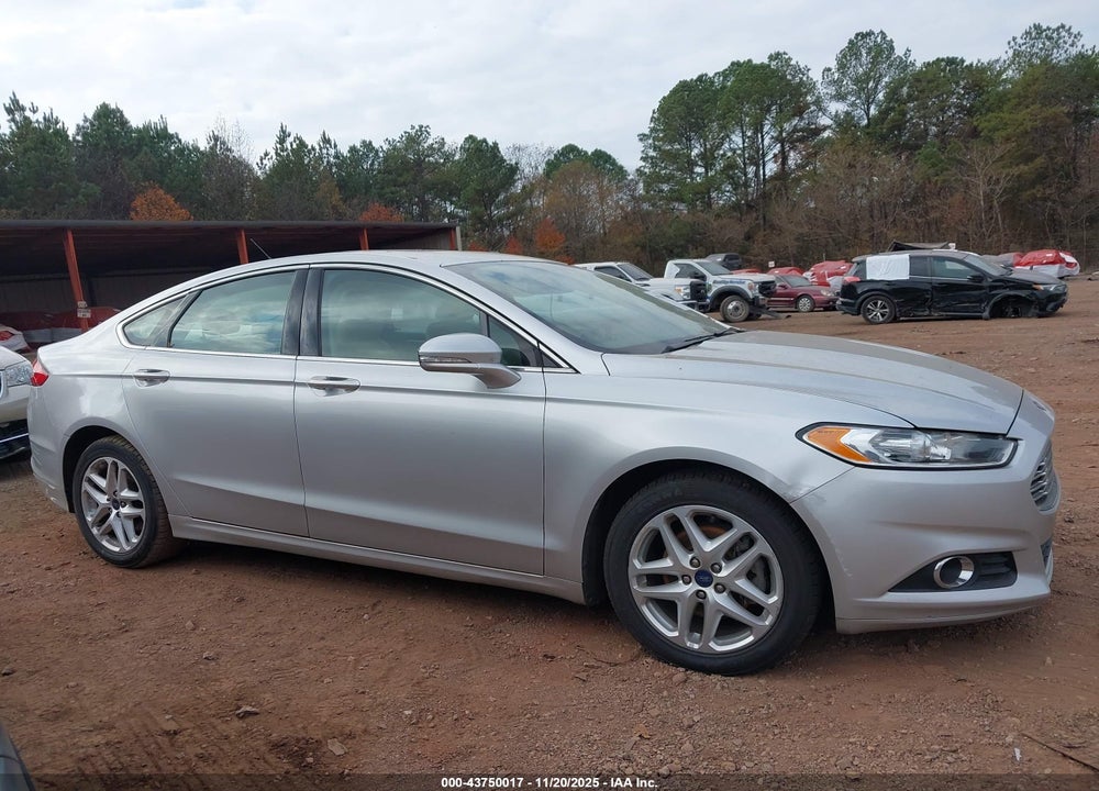 2016 FORD FUSION VIN: 3FA6P0HD5GR196840