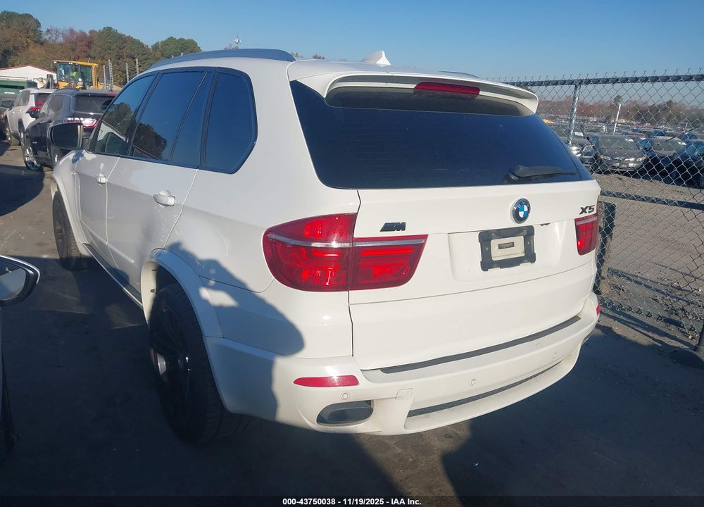 2013 BMW X5 XDRIVE35I/XDRIVE35I PREMIUM/XDRIVE35I SPORT ACTIVITY VIN: 5UXZV4C51D0B05600