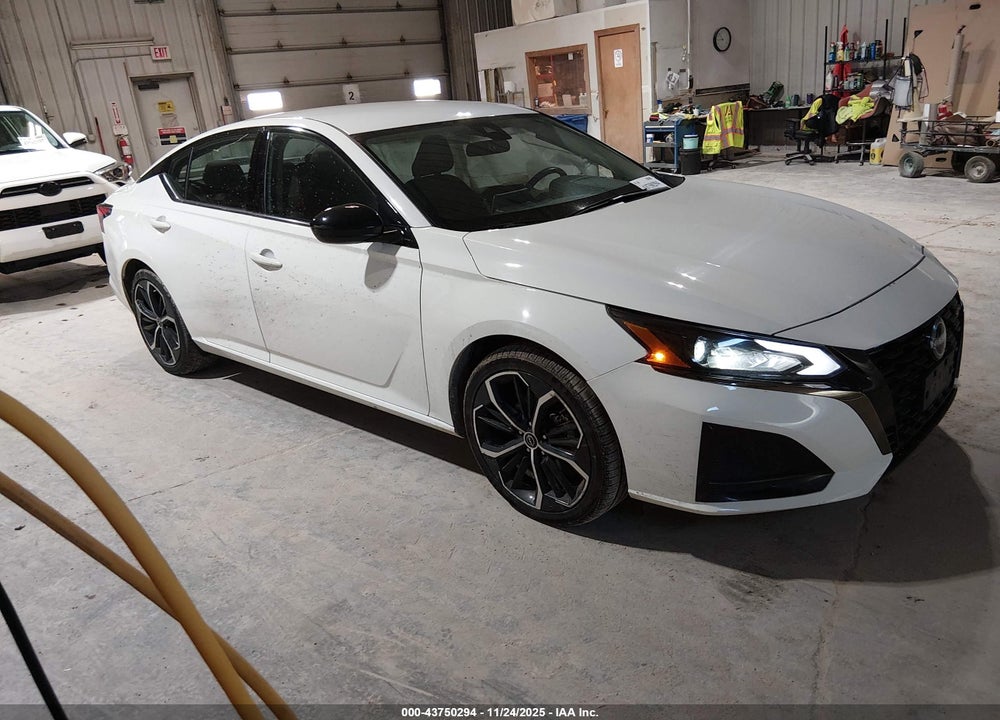 2024 NISSAN ALTIMA SR FWD VIN: 1N4BL4CV8RN382850
