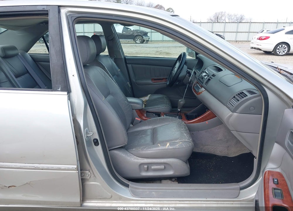 2002 TOYOTA CAMRY XLE VIN: 4T1BE32K12U043344